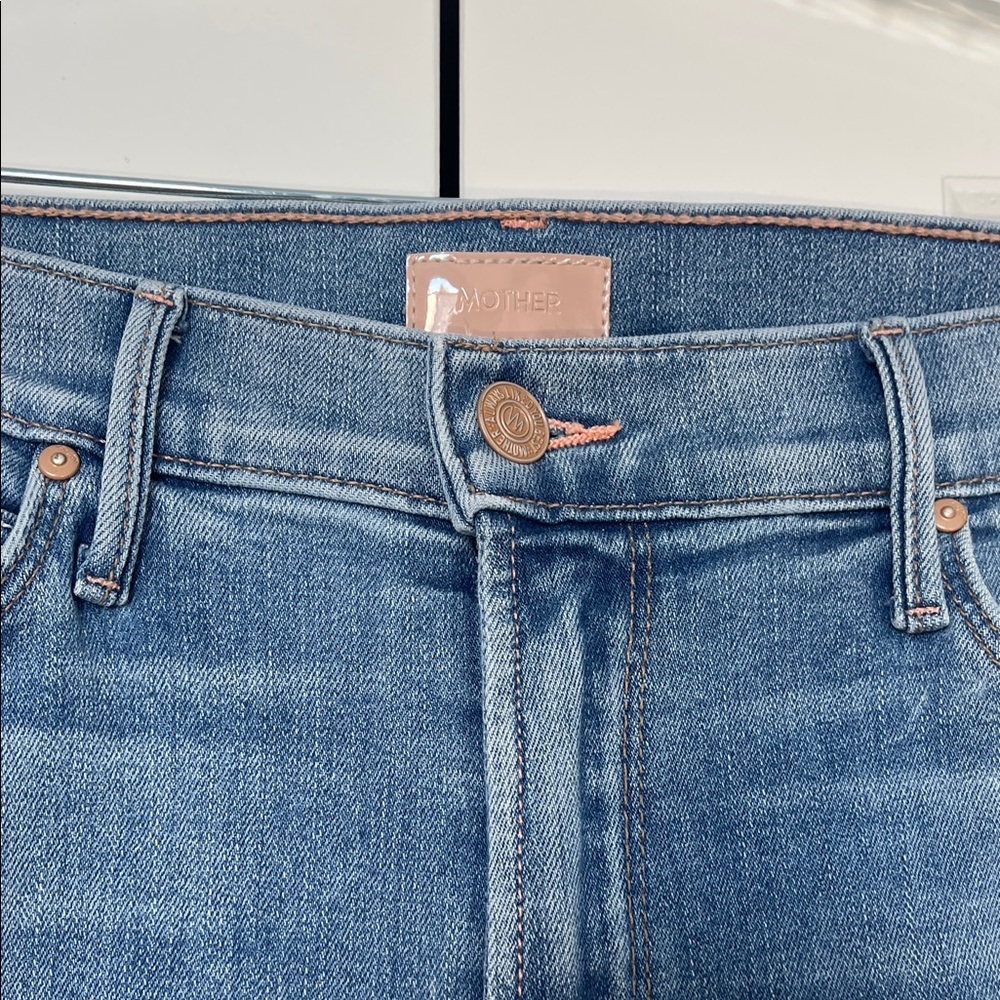 Mother Mid Rise Dazzler Ankle Fray Jeans Weekend Kittens Wash Distressed Jeans - Picture 6 of 16